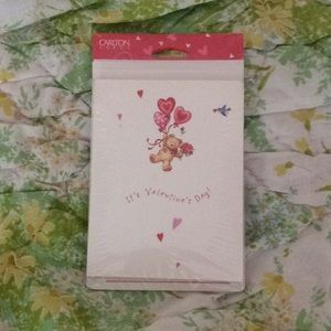 Carlton cards Valentine’s Day package of 8